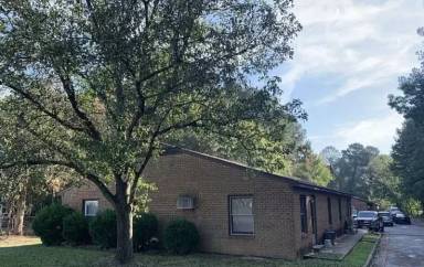 Main picture of 6400 S Beulah Rd