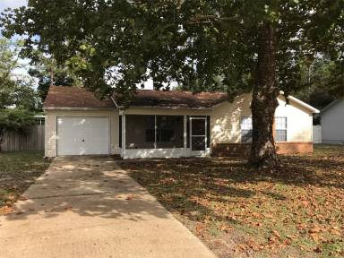 Main picture of 213 Brookmeade Dr