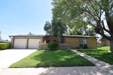 Main picture of 1108 Houston St