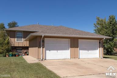 Main picture of 3005 S Brandywine St