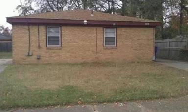 Main picture of 9309 Belgrave Ave