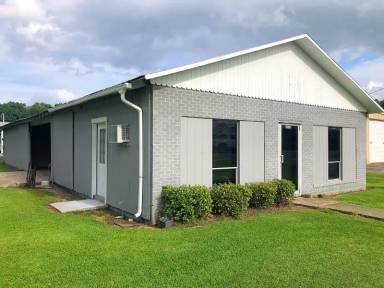 Main picture of 1538 Highway 20