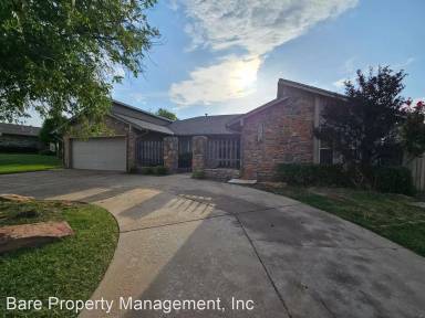 Main picture of 104 Nelson Park Pl