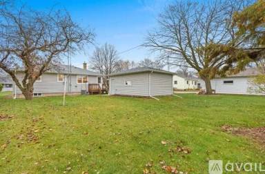 Main picture of 569 Boyd St