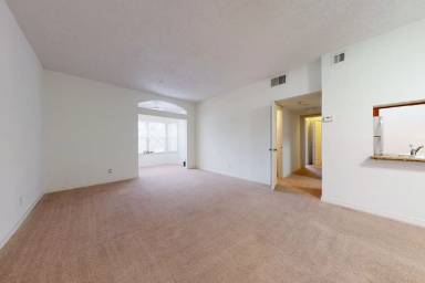 Main picture of 1309 Lake Ave