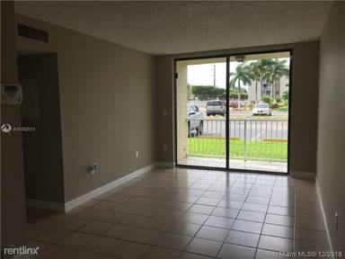 Main picture of 8075 NW 7th St