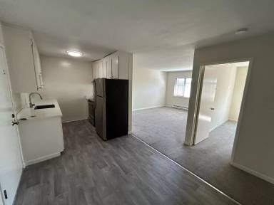 Main picture of 1120 Mission Rd