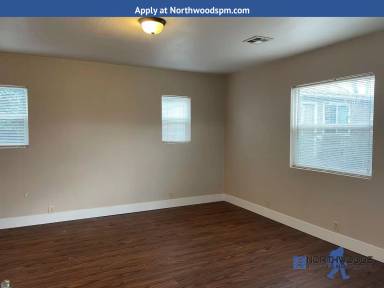 Main picture of 323 Marie St