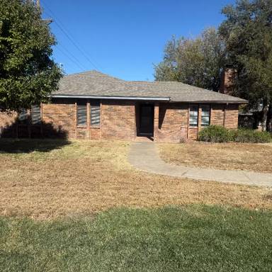 Main picture of 8014 Hoving Pl