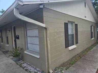 Main picture of 2322 W Saint John St