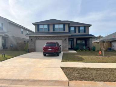 Main picture of 204 Baycliff Dr