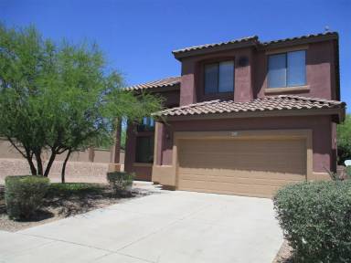 Main picture of 455 E Placita Cuesco