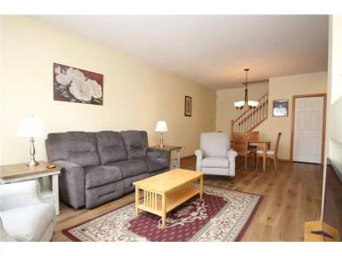 Main picture of 9633 Zircon Ln N