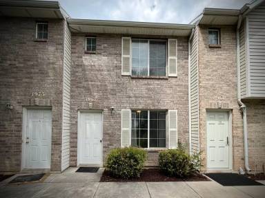 Main picture of 2338 Madison Ave