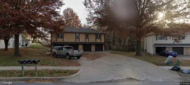 Main picture of 8201-15 N Stoddard Ave