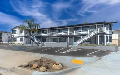 Main picture of 5385 La Jolla Blvd