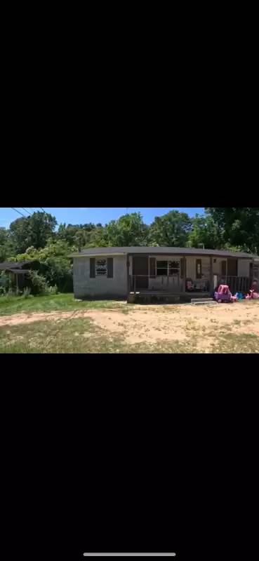 Main picture of 1247 Hall St