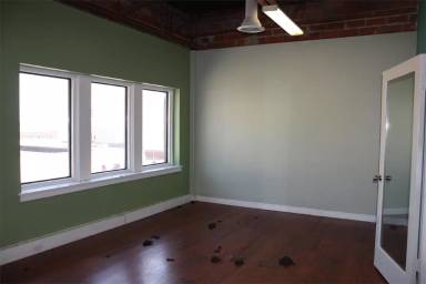 Main picture of Mesquite & Lawrence Building