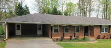 Main picture of 1605 Buford Hwy