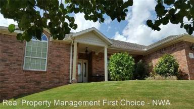 Main picture of 3802 SW Osprey Dr