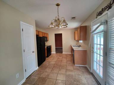 Main picture of 126 Gayle Pond Trce