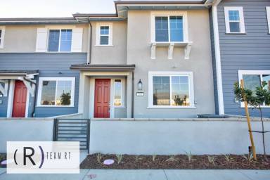 Main picture of 4096 E Lily Paseo