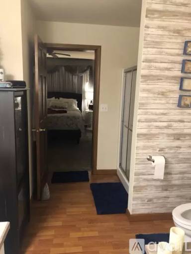 Main picture of 1433 S Lakeshore Dr