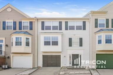 Main picture of 502 Waters Cove Ct