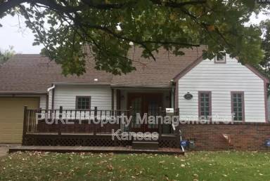 Main picture of 3826 SW 12th St