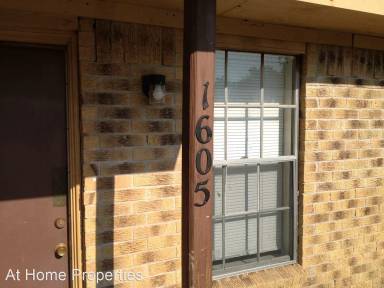 Main picture of 1609 Cloverdale Ct