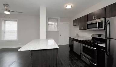 Main picture of 3251 N Damen Ave