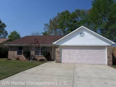 Main picture of 12 Hoffren Dr