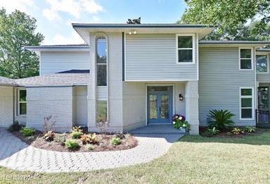 Main picture of 4687 Scenic Ct