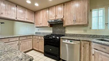 Main picture of 585 Bluerock Dr