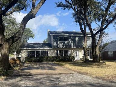 Main picture of 74 Meigs Dr