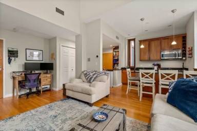 Main picture of 61 Prince St