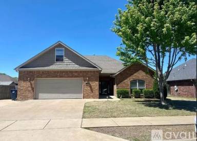Main picture of 2910 N 15th Pl
