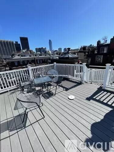 Main picture of 15 Revere St