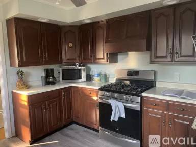 Main picture of 26 Middlesex Dr