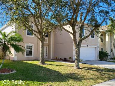 Main picture of 2340 Canopy Dr