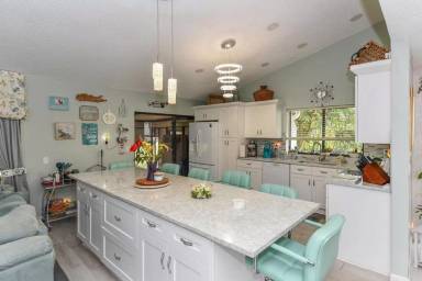 Main picture of 5518 Ainsley Ct