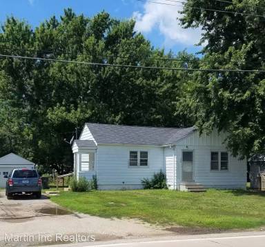 Main picture of 124 Leversee Rd