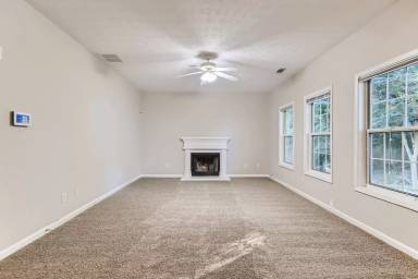 Main picture of 5487 Walnut Ln