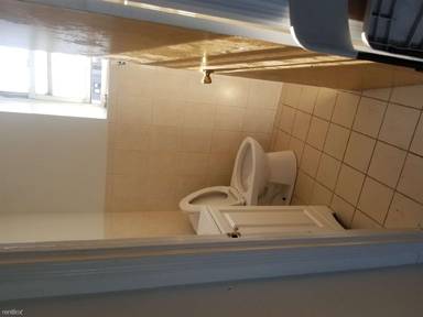 Main picture of 2530 Holland Ave