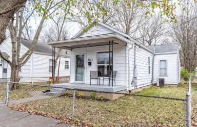 Main picture of 3757 Parthenia Ave