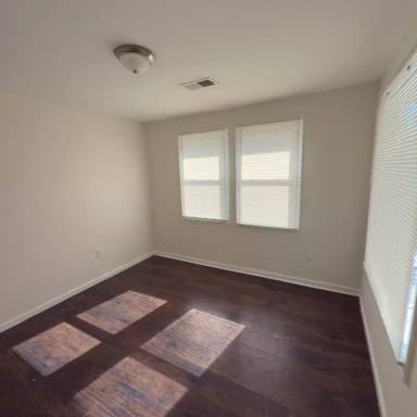 Main picture of 1624 Farragut St