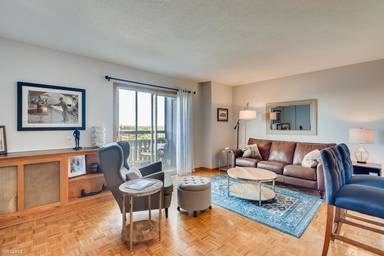 Main picture of Summit House Minneapolis