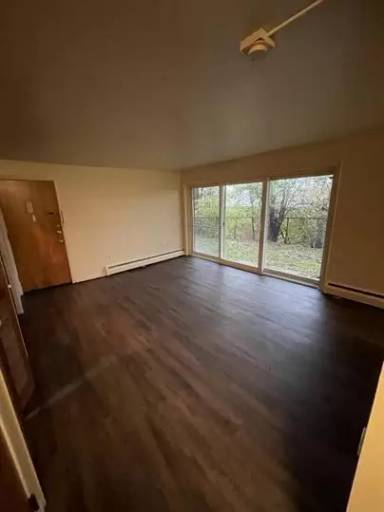 Main picture of 116 Blossom Rd