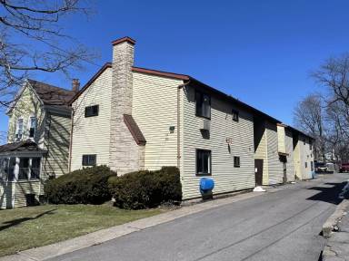 Main picture of 608 2nd North St