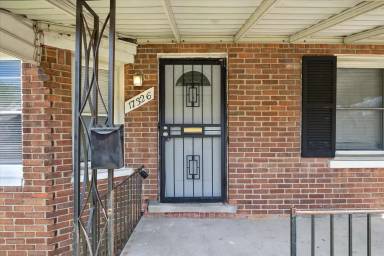 Main picture of 17325 Mansfield St